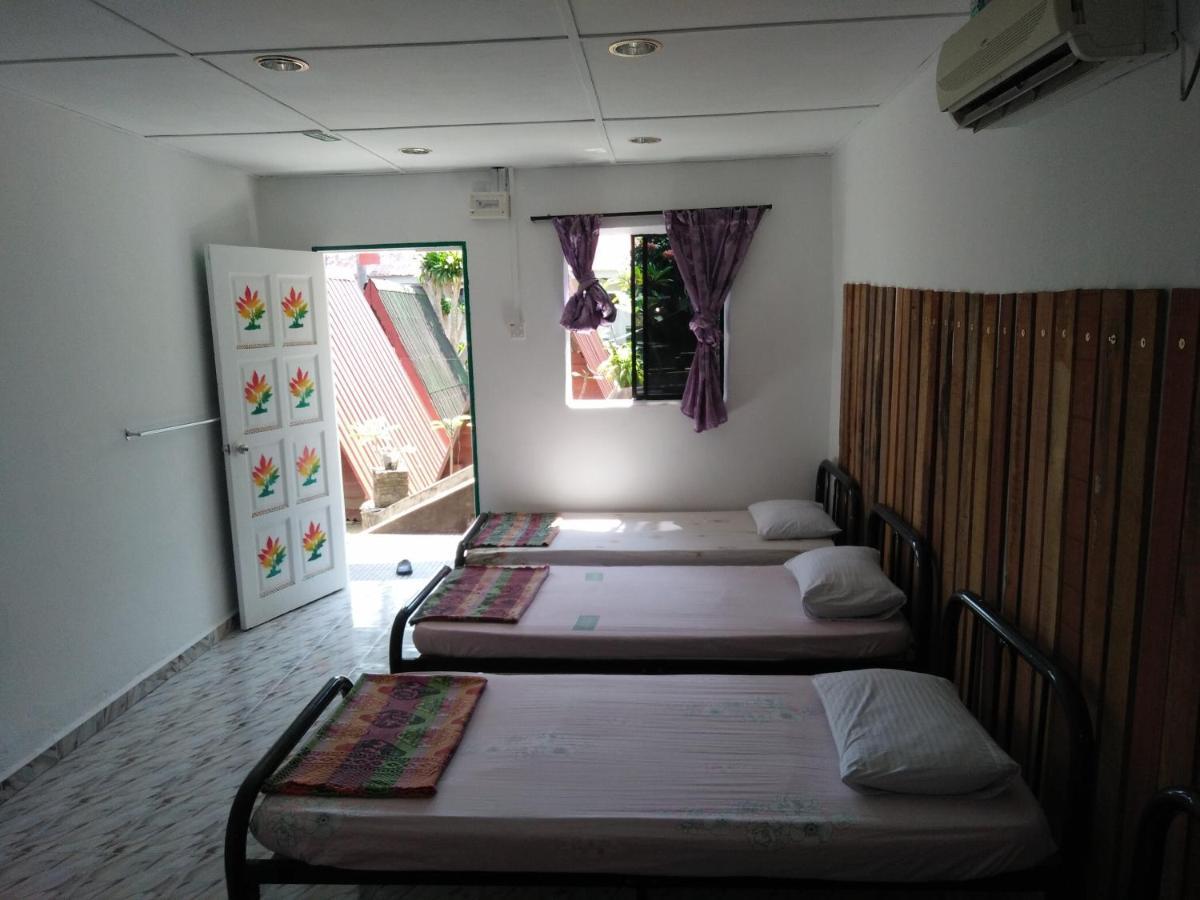 Nazri Nipah Camp Pangkor 호텔 캄풍 텔룩 니파 객실 사진