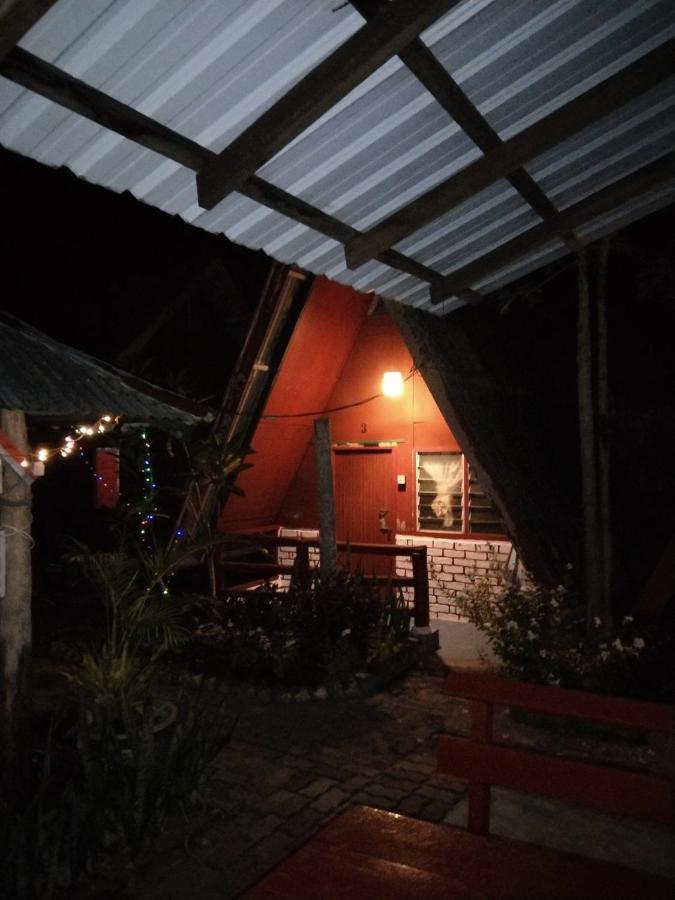Nazri Nipah Camp Pangkor 호텔 캄풍 텔룩 니파 외부 사진
