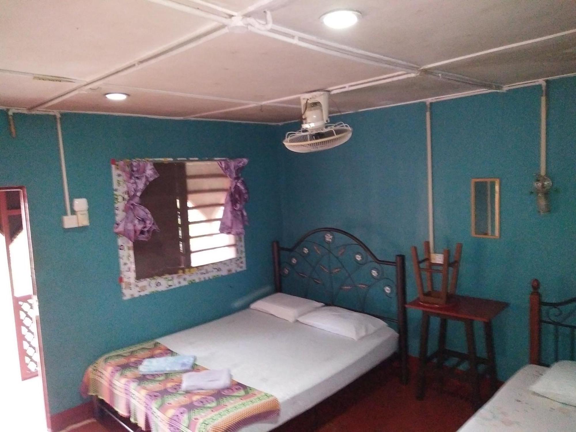 Nazri Nipah Camp Pangkor 호텔 캄풍 텔룩 니파 객실 사진